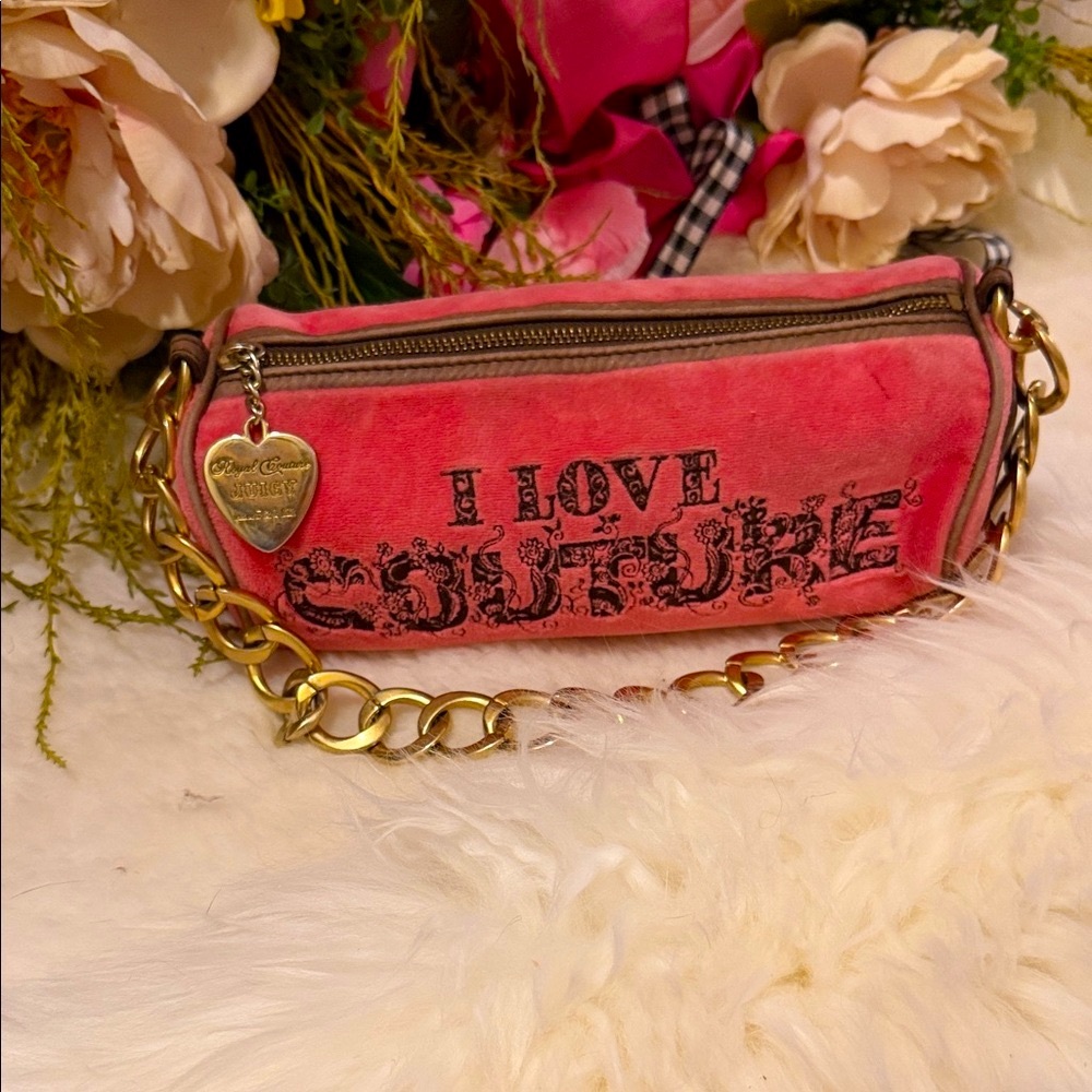 Authentic Vintage Y2k Juicy Couture Pink Clutch with Gold Chain💕